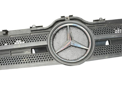 Kapoto grotelės A9607500618 Mercedes-Benz Trucks ACTROS MP4 / MP5 2018