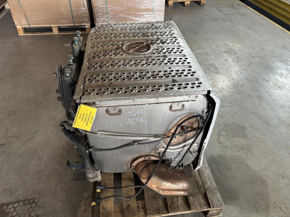 Exhaust catalyst A0084902112 Mercedes-Benz Trucks ANTOS 2017