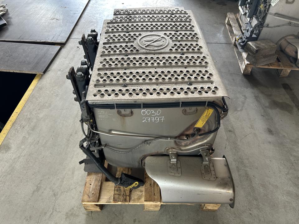 Exhaust catalyst A0084901212 Mercedes-Benz Trucks ACTROS MP4 / MP5 2016