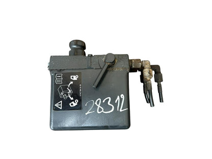 Cab tilting pump A0015533701 Mercedes-Benz Trucks ATEGO 3 2017