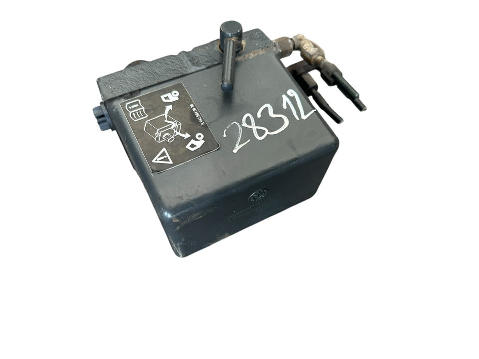 Cab tilting pump A0015533701 Mercedes-Benz Trucks ATEGO 3 2017