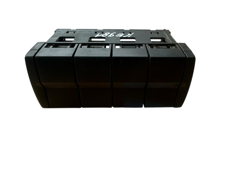 Interior control switches A9605400046 Mercedes-Benz Trucks ACTROS MP4 / MP5 2018
