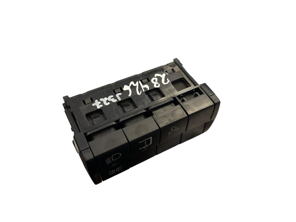 Interior control switches A9605400046 Mercedes-Benz Trucks ACTROS MP4 / MP5 2023