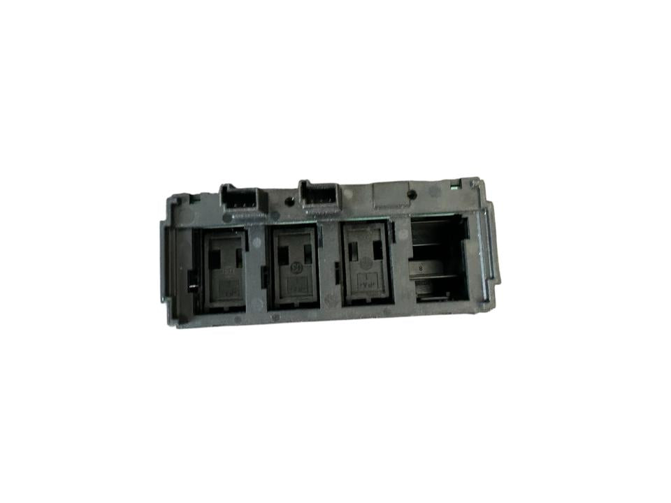 Interior control switches A9605400046 Mercedes-Benz Trucks ACTROS MP4 / MP5 2018