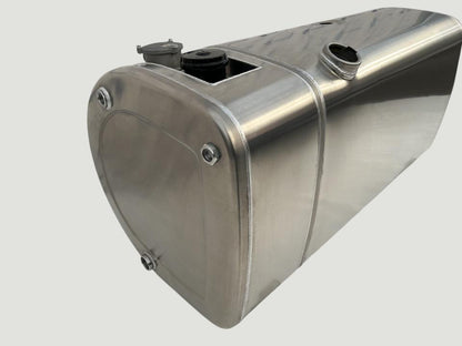 NEW combined Volvo / Renault 115L hydraulic / 485L fuel tank 710x690x1470