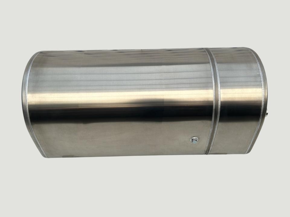 NEW combined Volvo / Renault 115L hydraulic / 485L fuel tank 710x690x1470