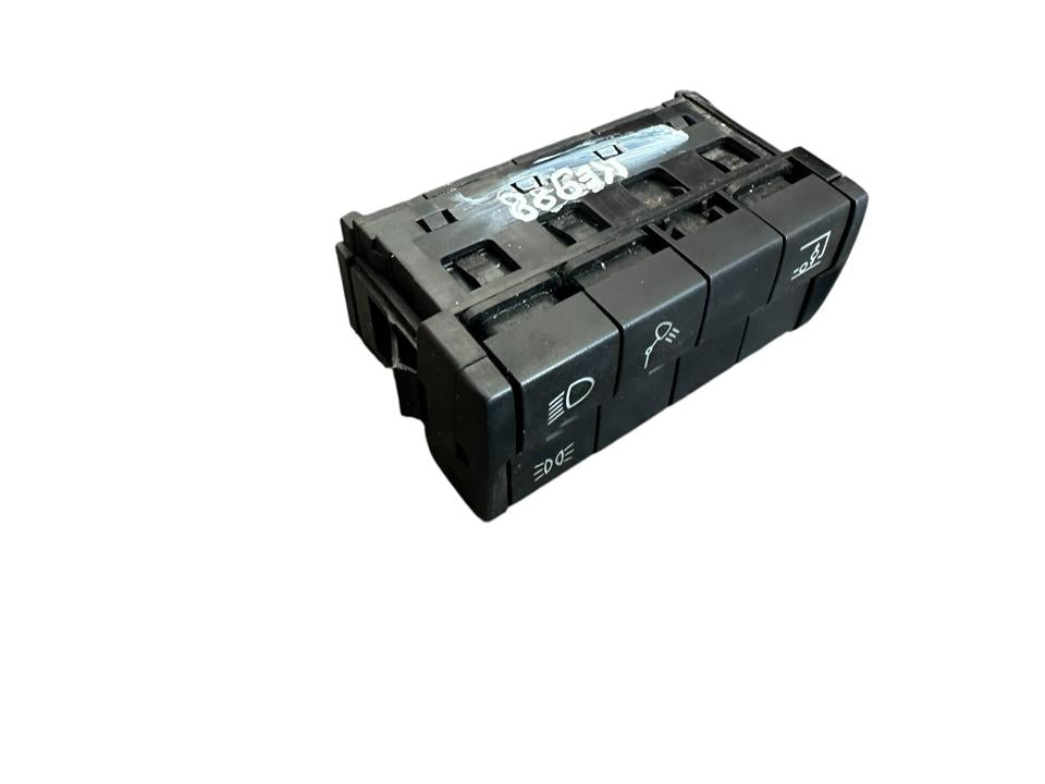 Interior control switches A9605400046 Mercedes-Benz Trucks ACTROS MP4 / MP5 2018