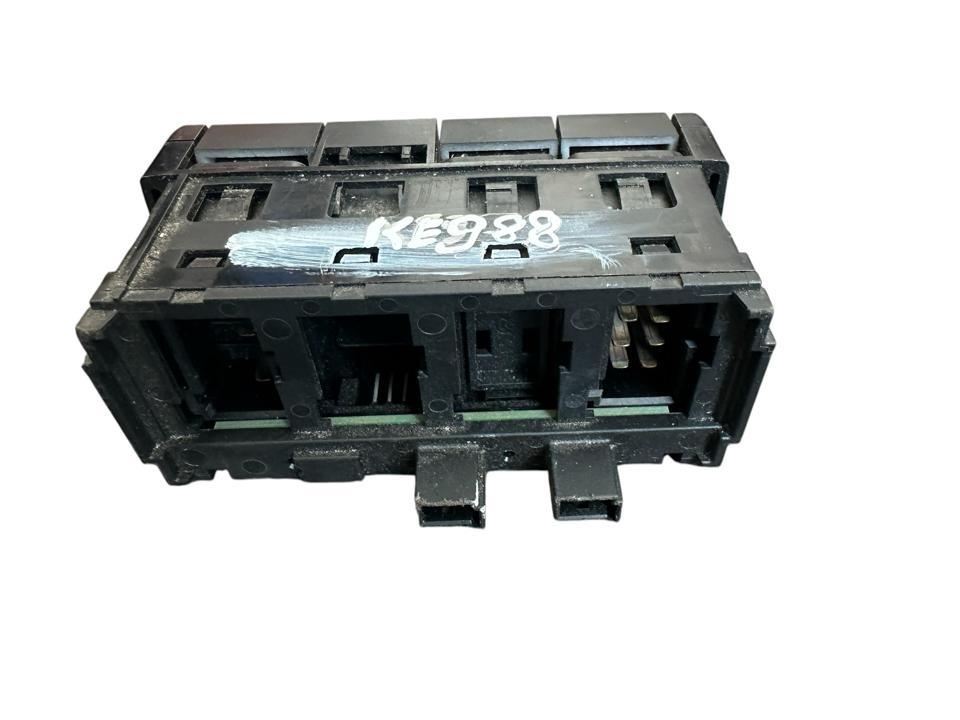 Interior control switches A9605400046 Mercedes-Benz Trucks ACTROS MP4 / MP5 2018