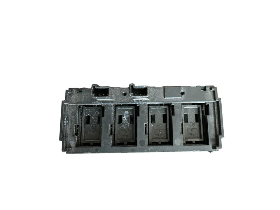 Interior control switches A9605400246 Mercedes-Benz Trucks ACTROS MP4 / MP5 2018