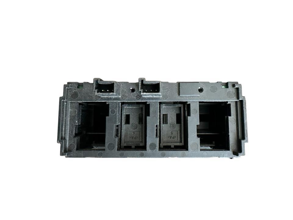 Jungikliai kabinoje A9605400246 Mercedes-Benz Trucks ACTROS MP4 / MP5 2018