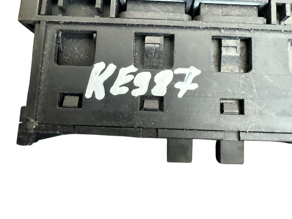 Jungikliai kabinoje A9605400246 Mercedes-Benz Trucks ACTROS MP4 / MP5 2018