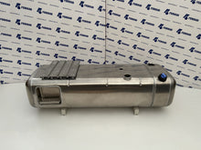 Naujas aliuminis kuro bakas Mercedes Benz Actros MP4 MP5 660L + 75L AdBlue 565x735x2130