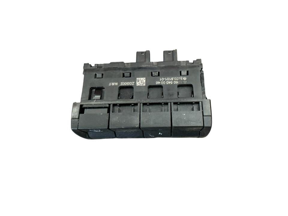Jungikliai kabinoje A9605400046 Mercedes-Benz Trucks ACTROS MP4 / MP5 2018