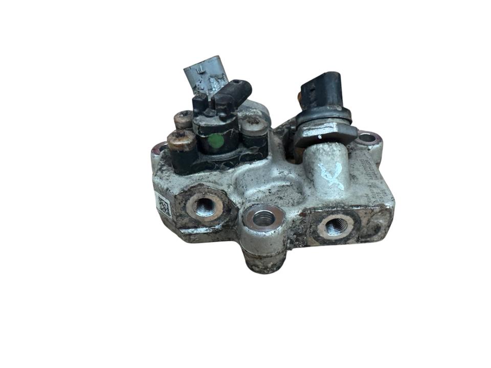 Клапан дозирования топлива A4720700555 Mercedes-Benz Trucks ACTROS MP4 / MP5 2021