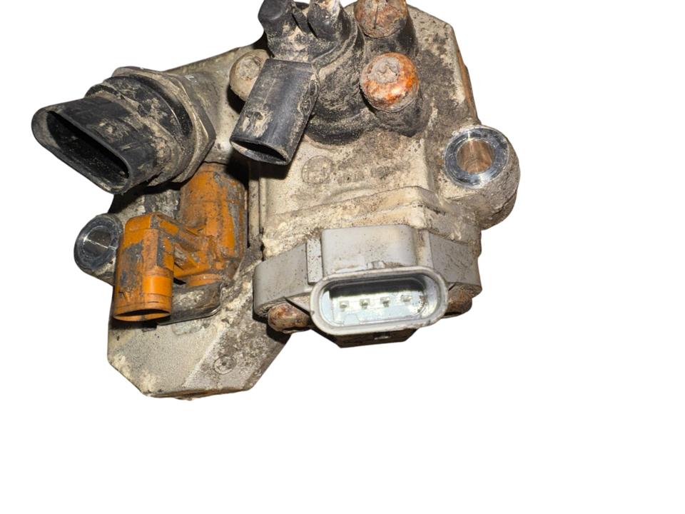 Клапан дозирования топлива A4720700555 Mercedes-Benz Trucks ACTROS MP4 / MP5 2021