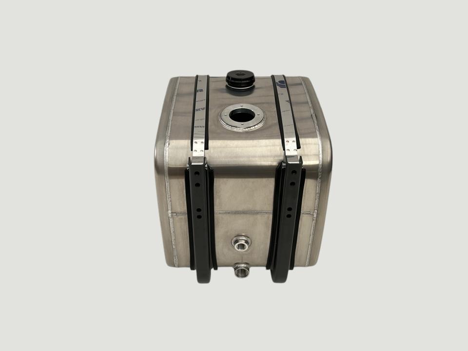 NAUJAS Hidraulinis bakas 230L 620x675x600 su dvigubu adapteriu