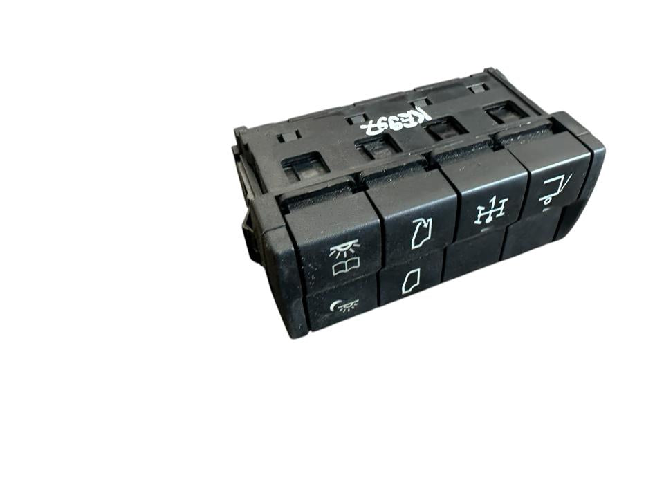 Interior control switches A9605400046 Mercedes-Benz Trucks ACTROS MP4 / MP5 2018