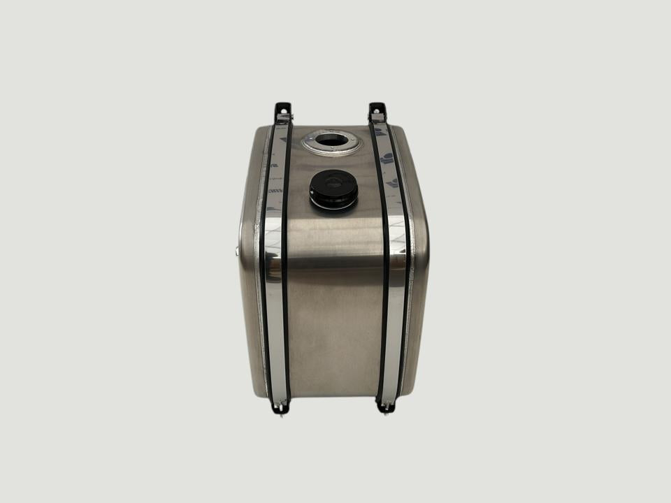 NEW Hydraulic tank 160L 620x675x450 with dual adapter