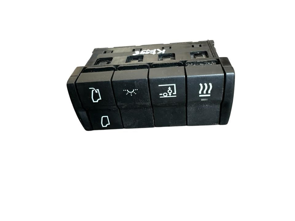 Jungikliai kabinoje A960540046 Mercedes-Benz Trucks ACTROS MP4 / MP5 2018