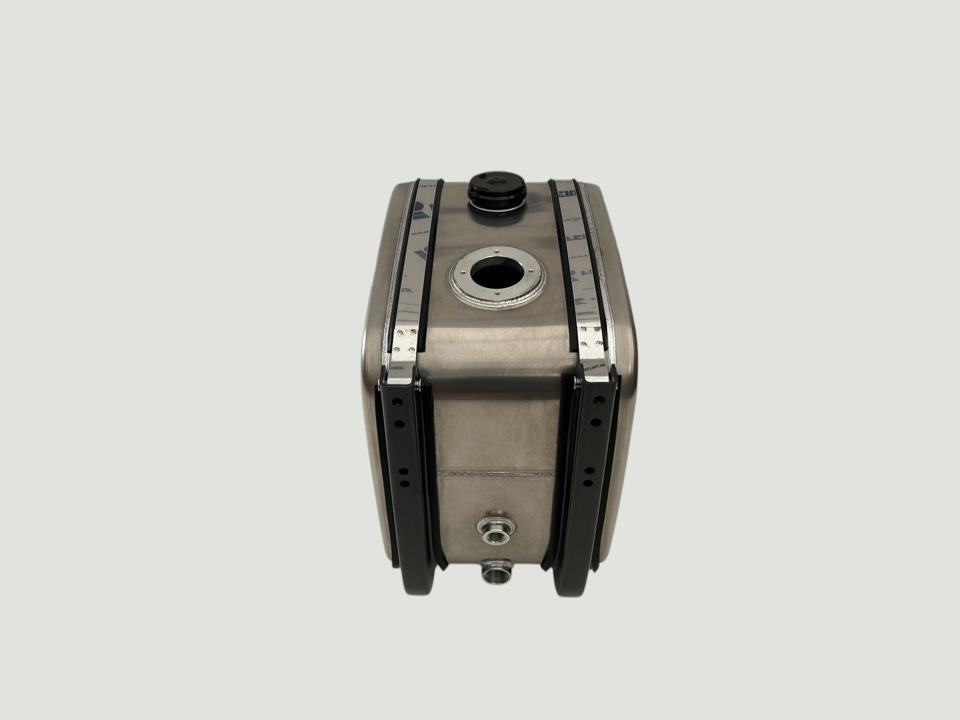 NEW Hydraulic tank 160L 620x675x450 with dual adapter