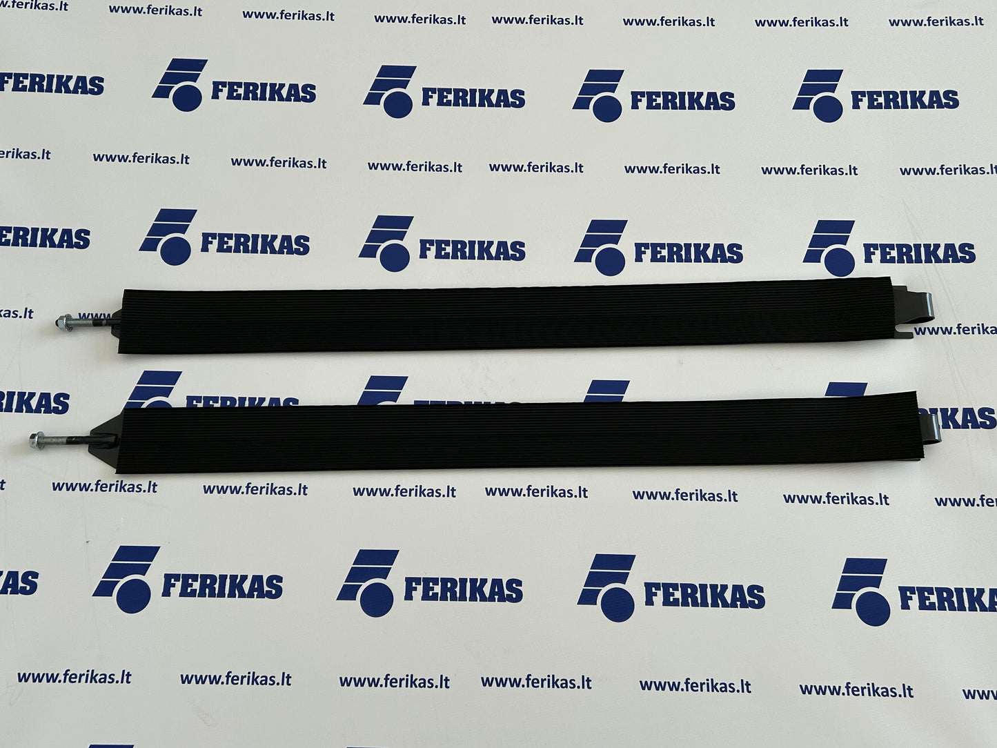 Mercedes Benz bako laikiklio juosta 565x650