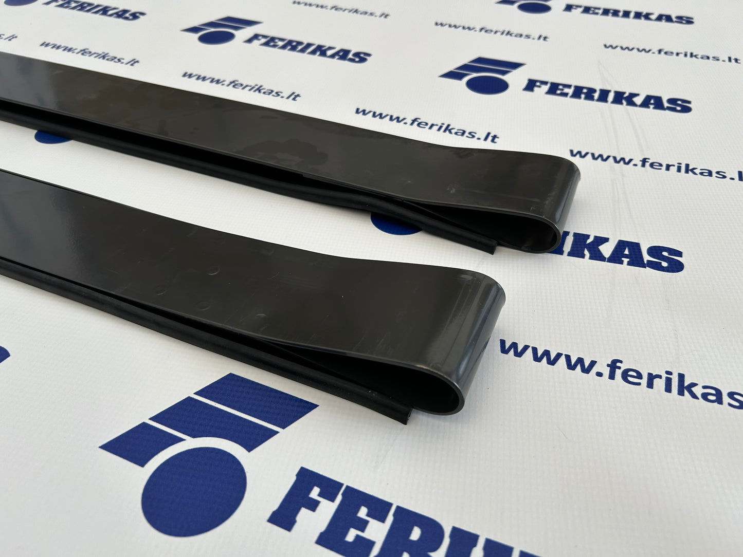 Mercedes Benz bako laikiklio juosta 700x700