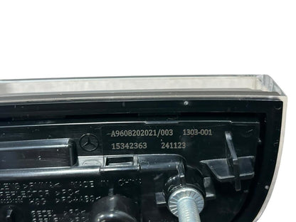 NEW Mercedes Benz indicator corner light A9608202021