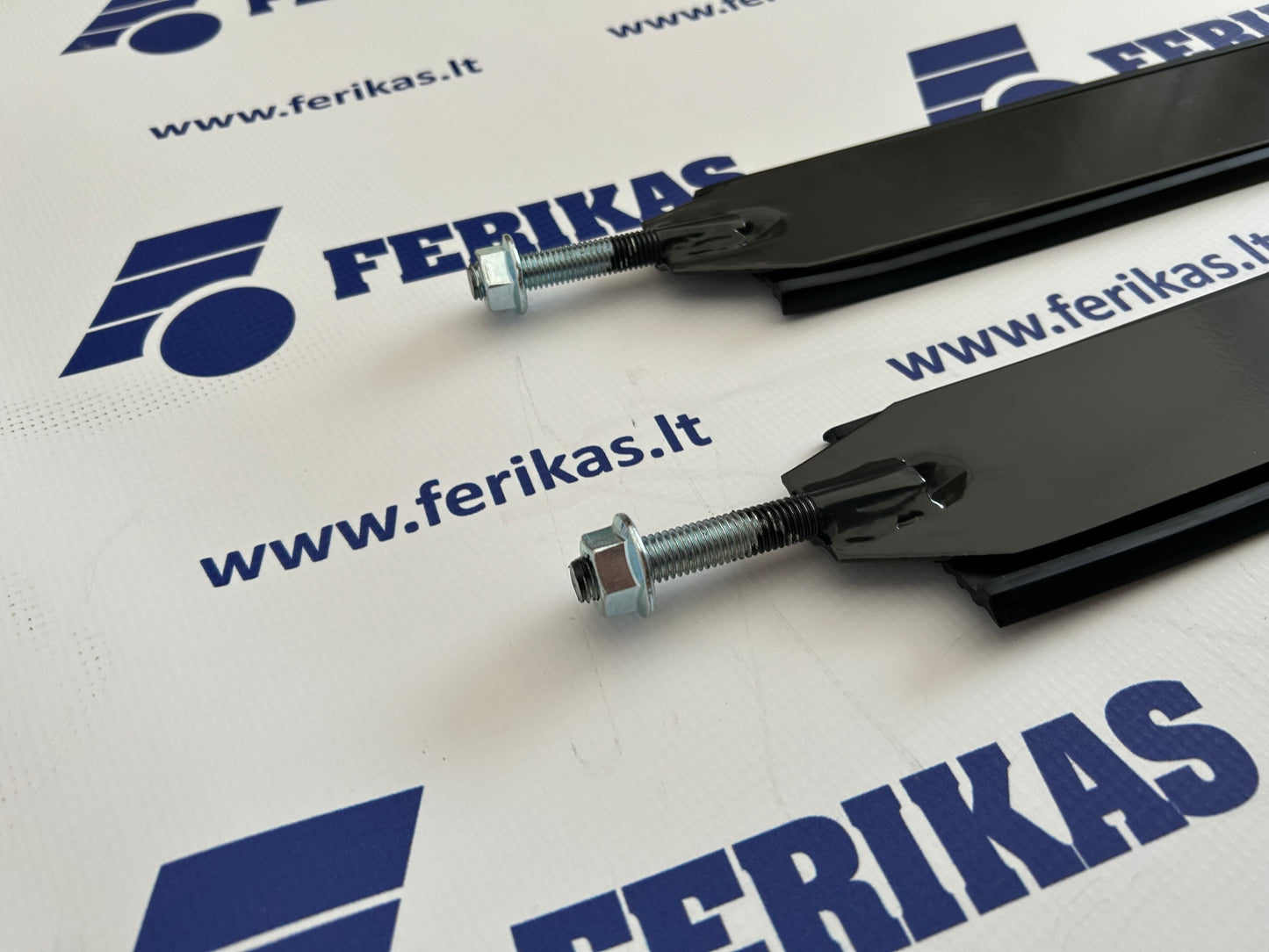 DAF bracket strap 575x675