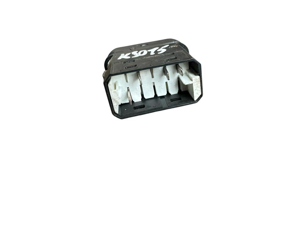 Interior control switches A0035459307 Mercedes-Benz Trucks ACTROS MP4 / MP5 2018
