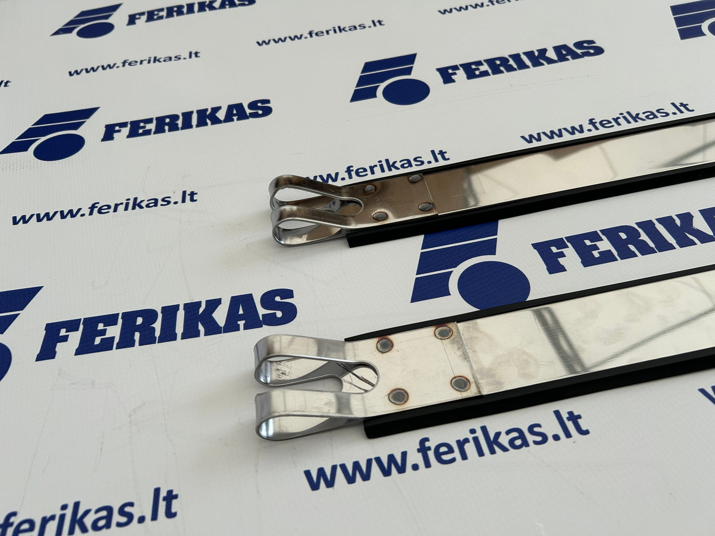 IVECO bracket strap 625x680