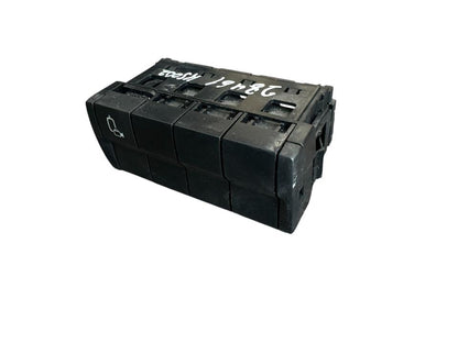 Interior control switches A9605400046 Mercedes-Benz Trucks ACTROS MP4 / MP5 2020