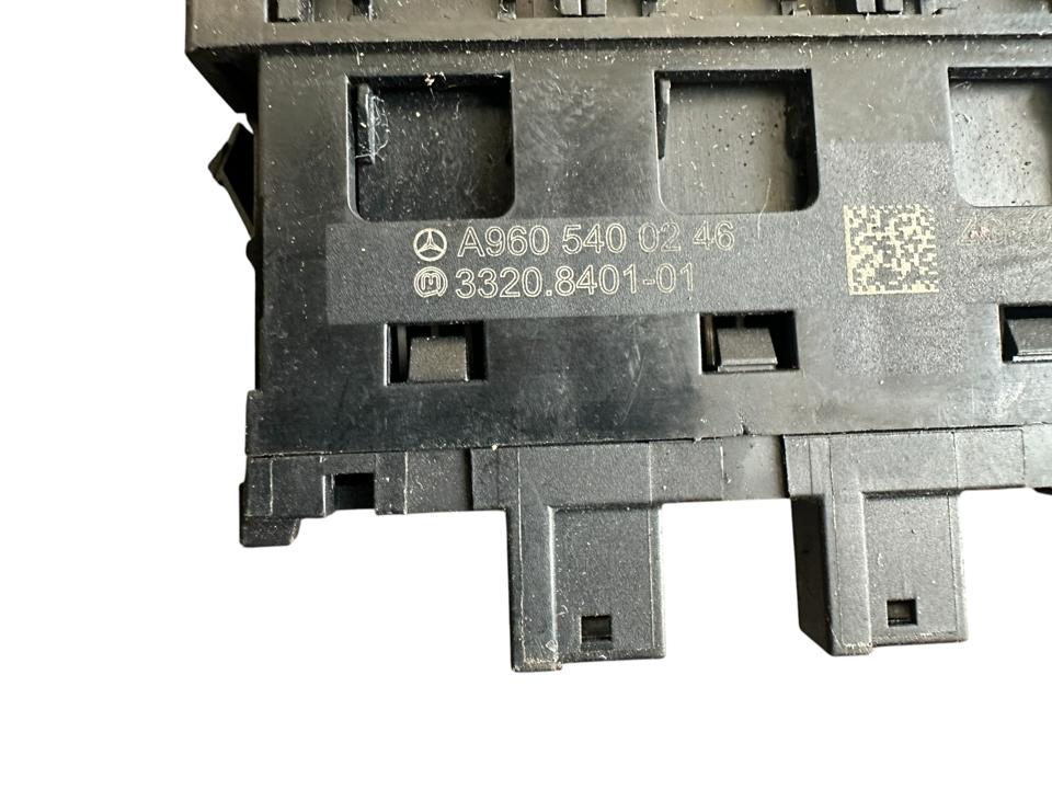 Interior control switches A9605400246 Mercedes-Benz Trucks ACTROS MP4 / MP5 2018