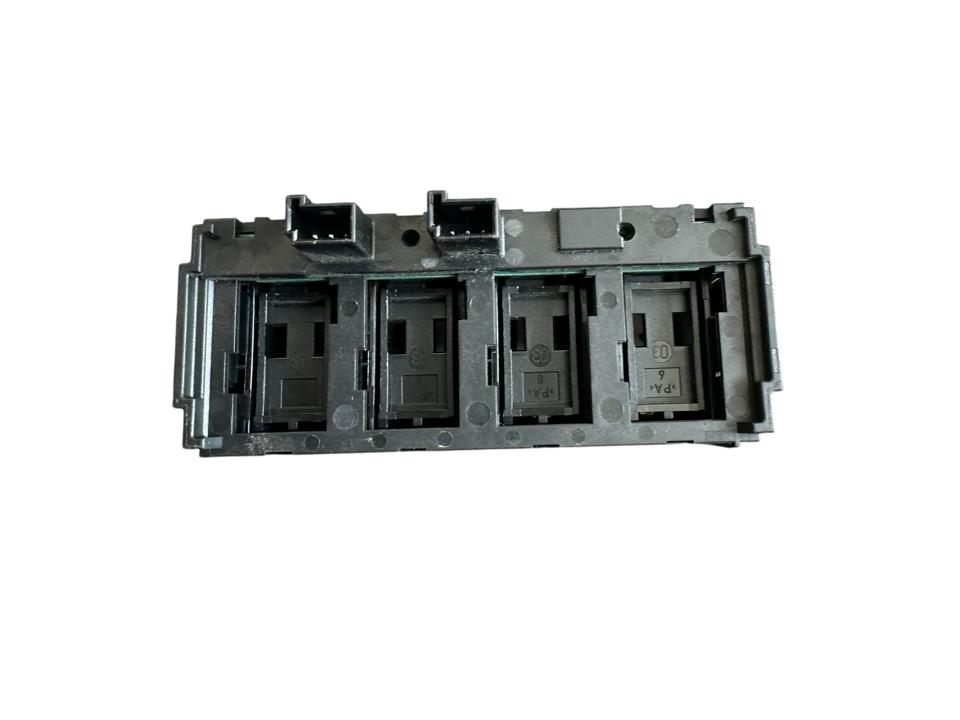 Interior control switches A9605400046 Mercedes-Benz Trucks ACTROS MP4 / MP5 2018
