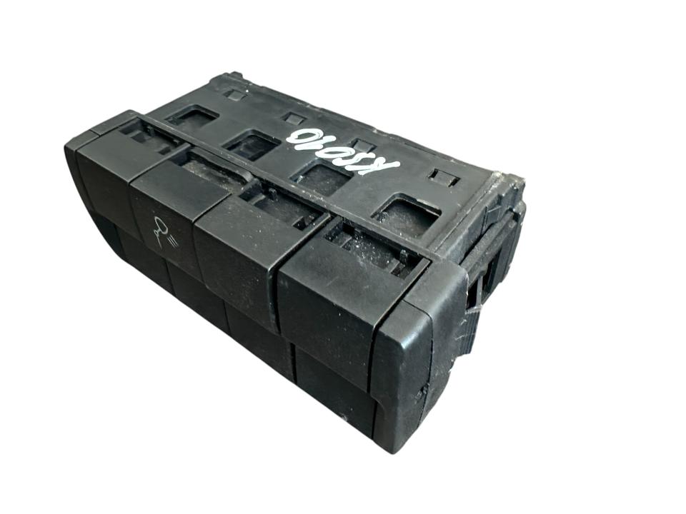 Interior control switches A9605400246 Mercedes-Benz Trucks ACTROS MP4 / MP5 2018
