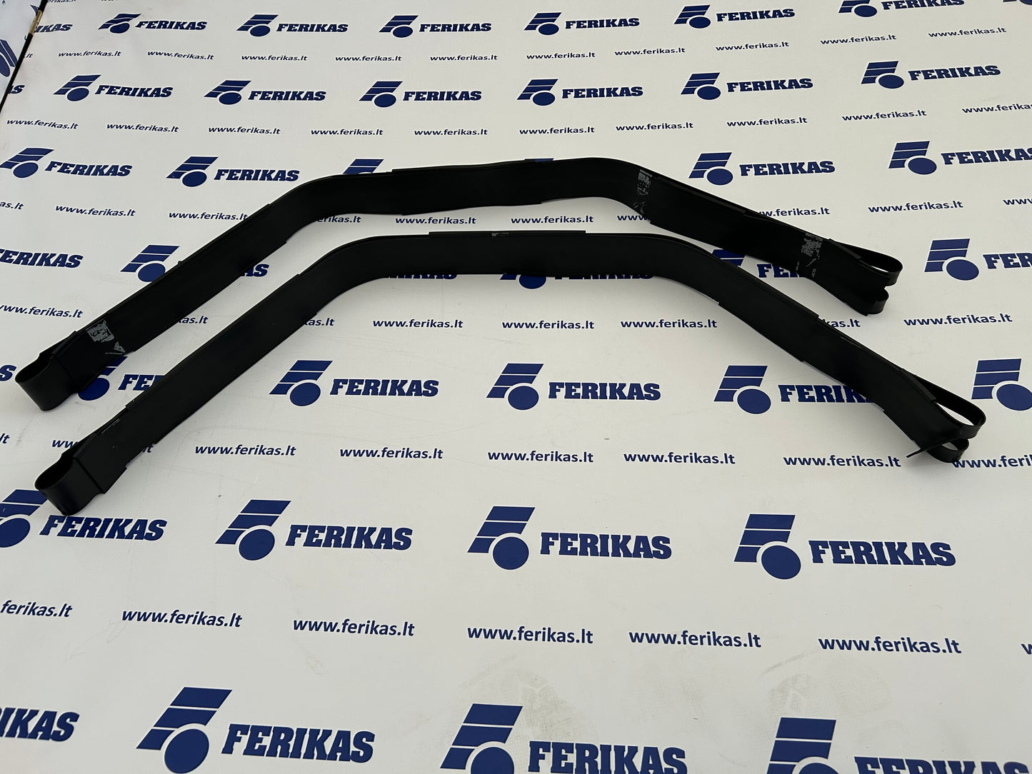 Volvo / Renault bako laikiklio juosta 560x675