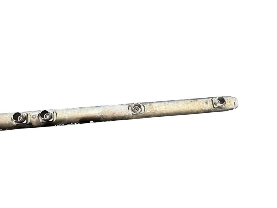Топливная рампа A4710780245 Mercedes-Benz Trucks ACTROS MP4 / MP5 2014