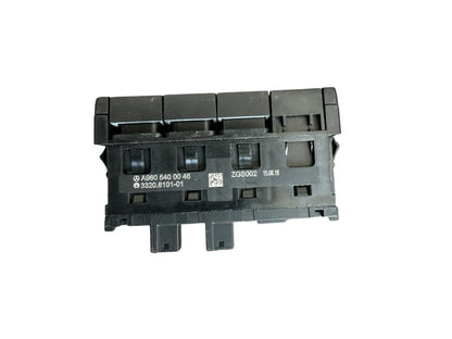 Interior control switches A9605400046 Mercedes-Benz Trucks ACTROS MP4 / MP5 2018