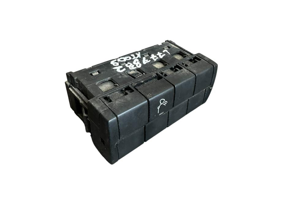 Interior control switches A9605400046 Mercedes-Benz Trucks ACTROS MP4 / MP5 2018