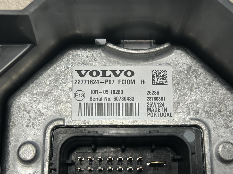 NEW Volvo / Renault FCIOM control unit 22771624