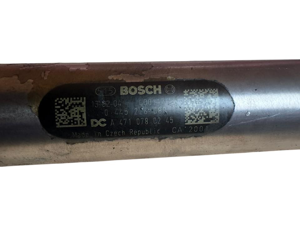 Fuel rail A4710780245 Mercedes-Benz Trucks ACTROS MP4 / MP5 2014