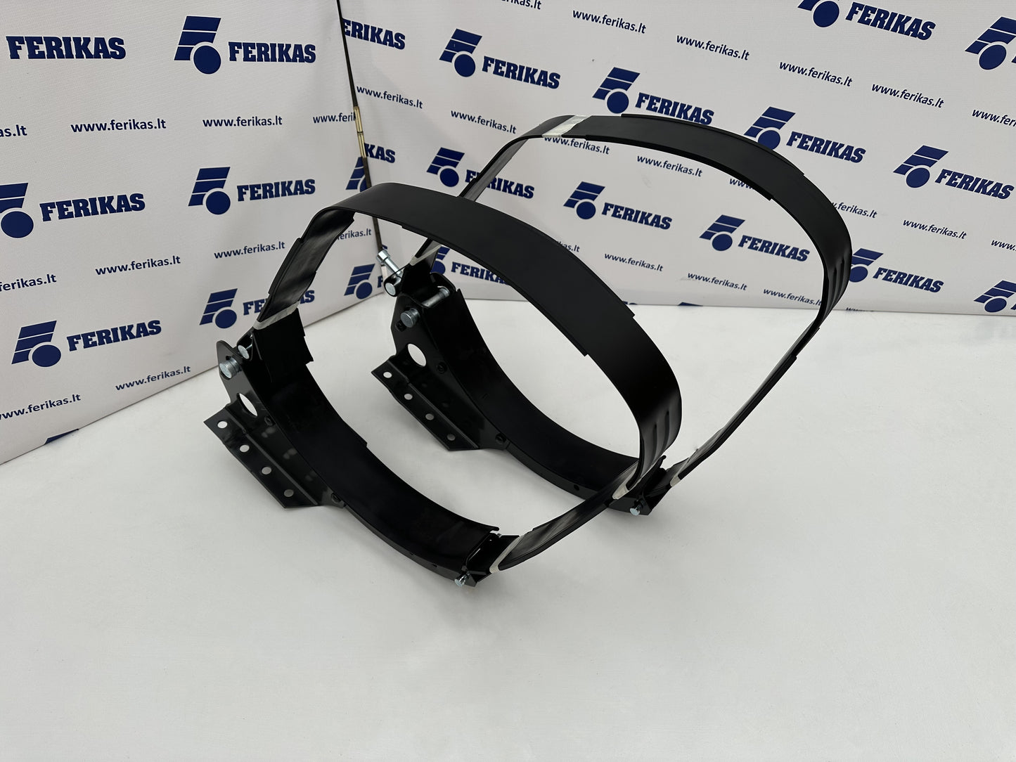 Volvo / Renault kuro bako laikiklis, kronšteinas 560x675