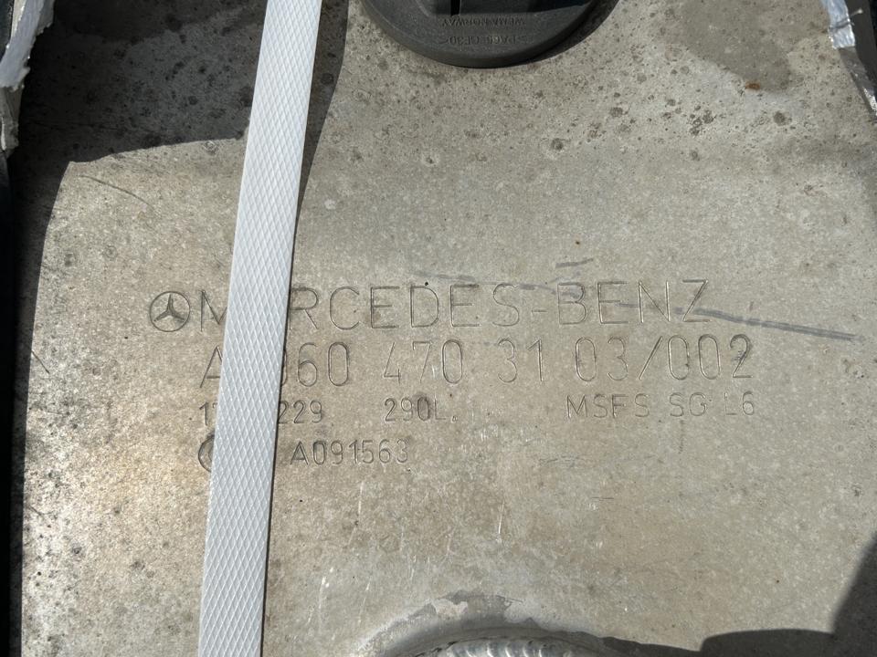 Fuel tank A9604703103 290L Mercedes-Benz Trucks ACTROS MP4 / MP5 2017