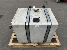 Fuel tank Mercedes-Benz Trucks ACTROS MP4 / MP5 2017