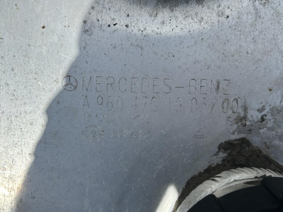 Fuel tank A9604701603 290L Mercedes-Benz Trucks ANTOS 2017