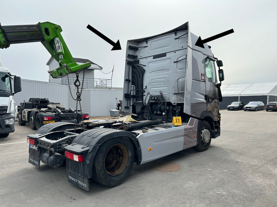 Комплект спойлеров кабины 82278650 Renault Trucks T 2017