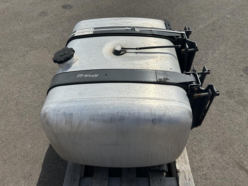 Fuel tank A9604702103 330L Mercedes-Benz Trucks ACTROS MP4 / MP5 2018
