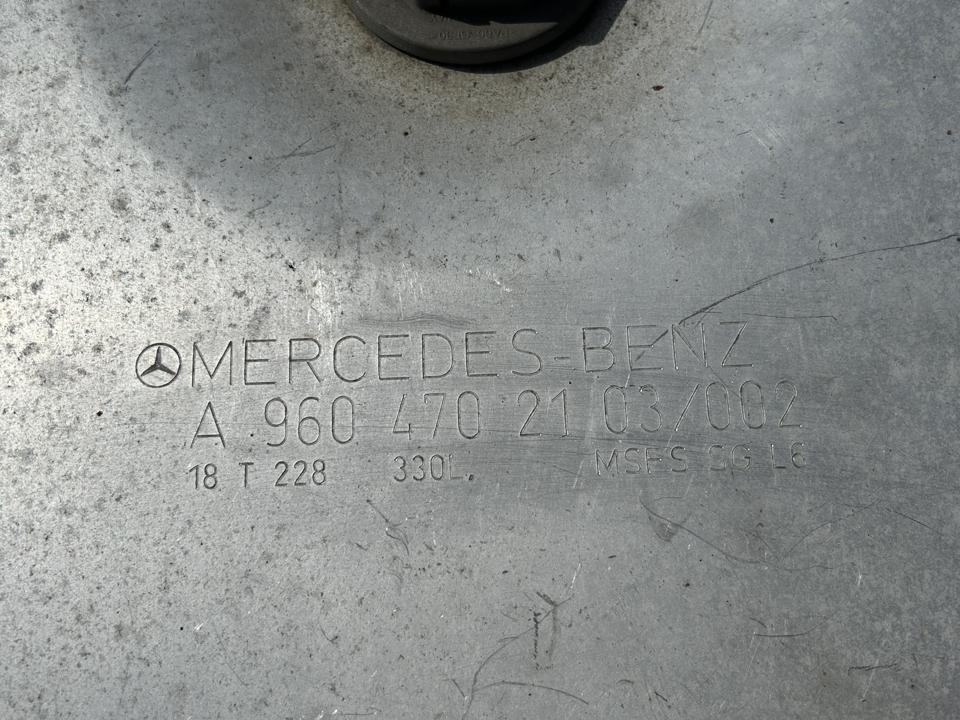 Fuel tank A9604702103 330L Mercedes-Benz Trucks ACTROS MP4 / MP5 2018