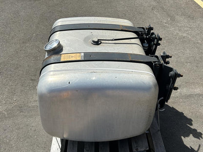 Fuel tank A9604703104 330L Mercedes-Benz Trucks ACTROS MP4 / MP5 2018