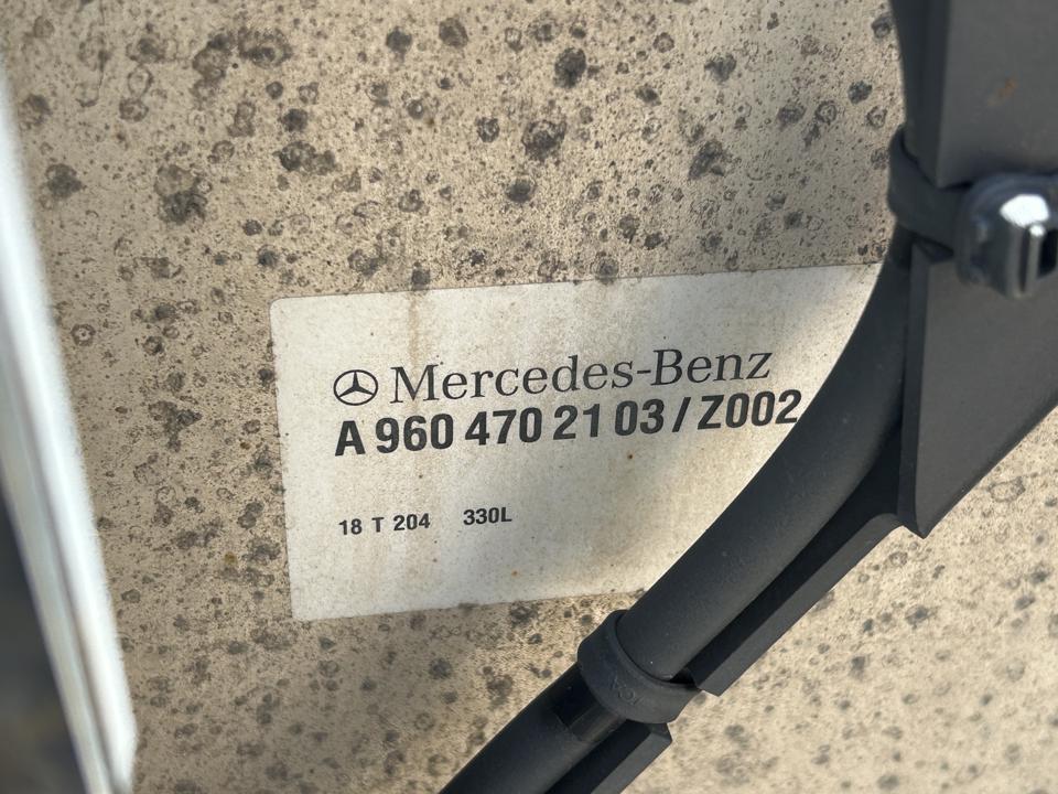 Fuel tank A9604702103 330L Mercedes-Benz Trucks ACTROS MP4 / MP5 2018