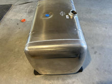 NEW Mercedes Benz 550L fuel tank 700x700x1230 A9424701401